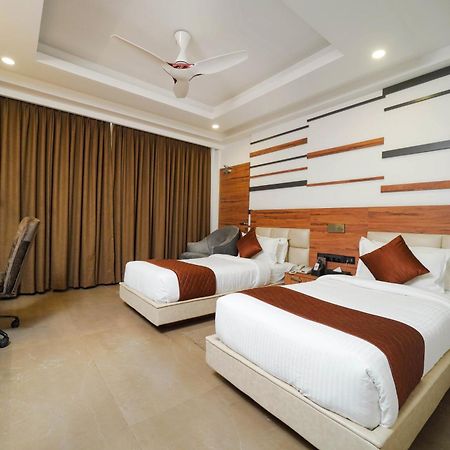 Classic Regency Alappuzha Exterior photo